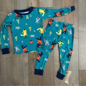 24M Carter's Animal Print Pajamas